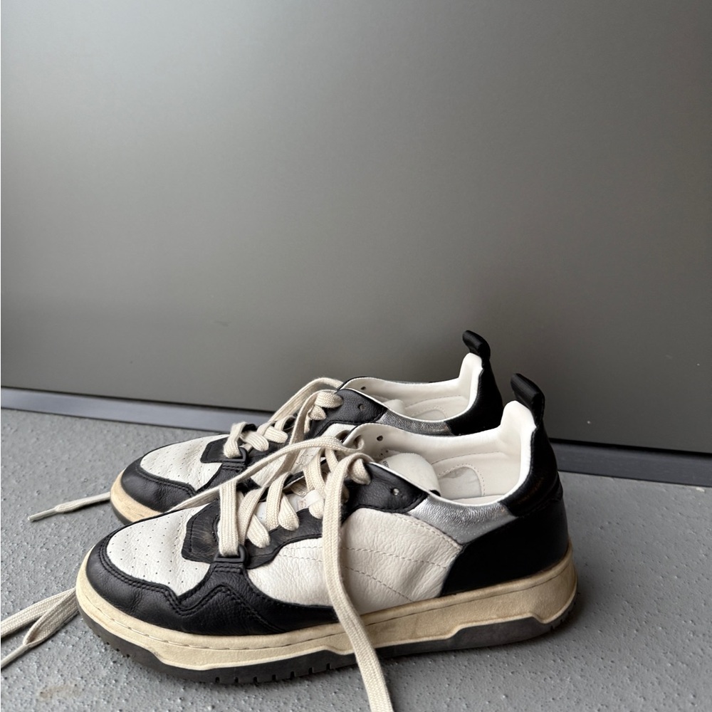 Women’s Steve Madden Sneakers size 6